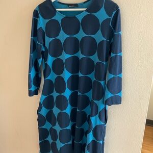 Blue Dot Marimekko 3/4 sleeve dress Size medium classic blue dot pattern!